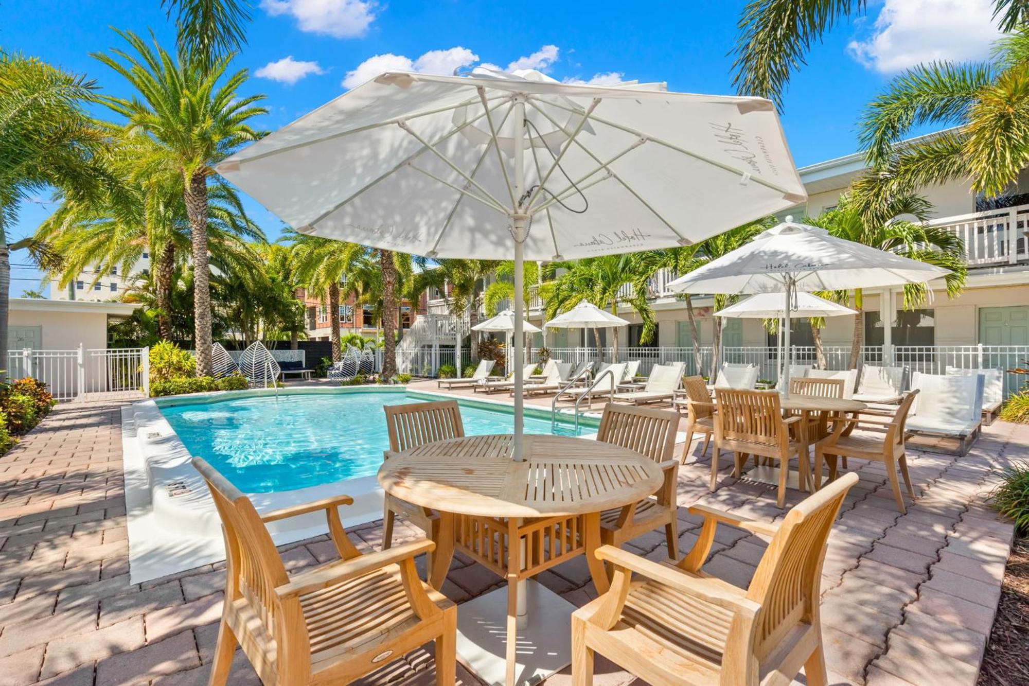 Hotel Cabana Clearwater Beach Exterior photo